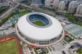 聚精會神，他在看他的可愛的兒子的籃球賽 這是我喜歡的大可愛 他引領那個時代 使得我偶然走進馬刺的世界